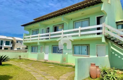 Ótimo apartamento duplex com uma incrível vista para praia do foguete em cabo frio rj.  composto por 3 quartos sendo 2 suítes.  1° pavimento: sala, co