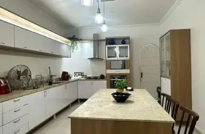 Casa em condomínio fechado com 4 quartos à venda na Travessa Marquês De Maricá, Manaus - A, Flores, Manaus