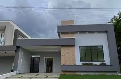 Casa em condomínio com 3 suítes disponível para venda