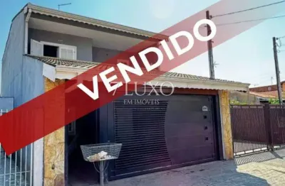 Casa com 3 quartos à venda na Rua Maria Cecília Teixeira Pinto, Centro, Atibaia