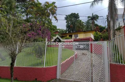 Casa em condomínio à venda por com 4 dormitórios sendo ( oportunidade )