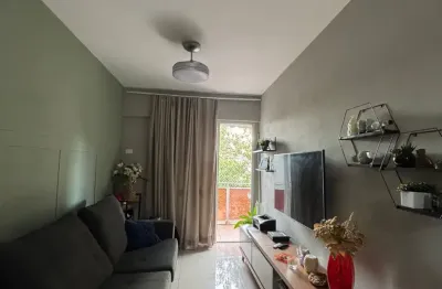 Lindo apartamento com 4 quartos reformado 98m² Barra Olímpica