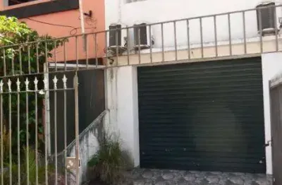 Sala comercial com 3 salas para alugar na Rua Catequese, Butantã, São Paulo