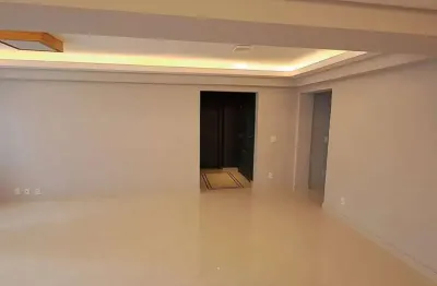 Apartamento ,morro dos ingleses, 4 dorm(1 suite ), 2 vagas,150 m2,reformado