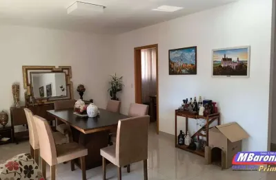 Apartamento à venda 208m2.dois quarteirão do metro sta cruz .