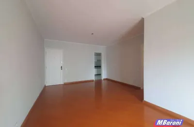 Apartamento com 3 dormitórios para locação próximo ao metrô moema