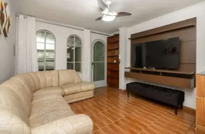 Casa com 3 quartos à venda na rua galeno de castro, 208, jurubatuba, são paulo por r$ 600.000