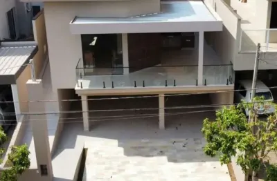 Casa em condomínio dentro da cidade à venda com 3 suítes