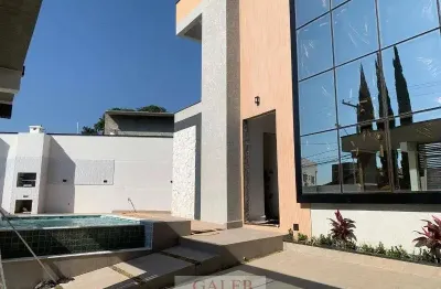 Lindíssimo sobrado, arquitetura super moderna - 03 suítes