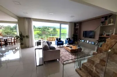 Bela casa em loteamento em atibaia sp, total segurança, 3 quartos, piscina, área de lazer.