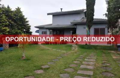 Casa em loteamento fechado com portaria e segurança 24 horas (marf ii)