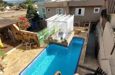 Casa para venda em atibaia-sp, jardim dos pinheiros: 3 quartos, 1 suíte, 2 salas, 2 vagas de garagem, 237m² de área. venha conferir!