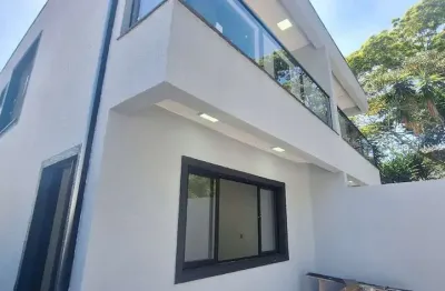 Sobrado novinho, moderno com com 3 suítes, espaço gourmet e quintal no bairro jardim maristela em atibaia sp