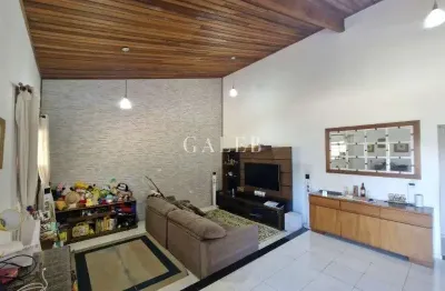 Casa com 3 quartos à venda no Parque Residencial Itaguaçu, Atibaia 