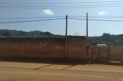Lote localizado às margens da rod. fernão dias galpão