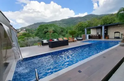 Casa com 4 quartos à venda no Itapetinga, Atibaia 