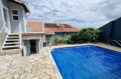 Excelente casa térrea com 3 dorm. + edícula + escritório