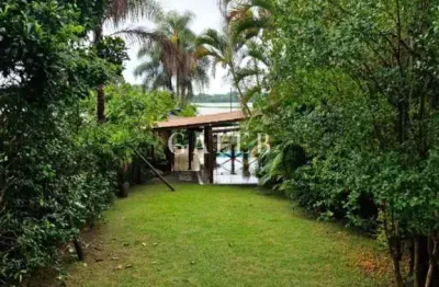 Casa à venda em atibaia-sp, represa pé da água , 900m² de terreno, bairro usina. 3 quartos, 1 suíte, 250m² de área. aproveite já!