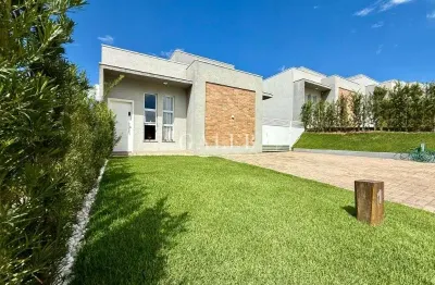 Casa térrea à venda em condomínio com 3 quartos (1 suíte)
