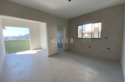 Casa nova, 3 quartos, 2 vagas de garagem, próximo de comércios