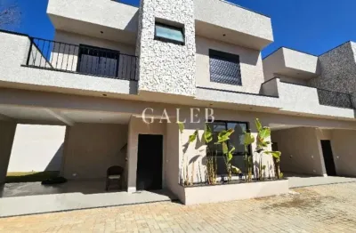 Sobrado à venda com 3 suítes, em condomínio dentro da cidade!