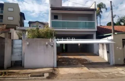 Sobrado com 3 quartos, 2 suítes, 4 vagas de garagem, próximo da lucas nogueira garcez