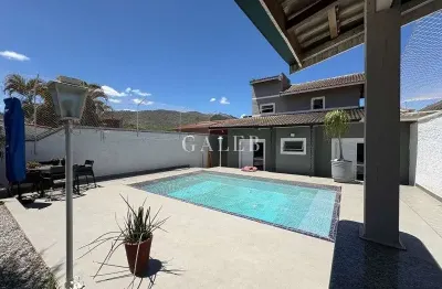 Casa à venda em atibaia-sp, 3 quartos, 1 suíte, 3 salas, 3 banheiros, 2 vagas, 360m². próximo à pedra grande e lucas nogueira garcez