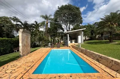 Imperdível casa em condomínio à venda em atibaia-sp, estancia dos lago: 3 quartos, 1 suíte, 3 salas, 4 vagas, 1000m².