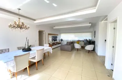 3 suítes, térrea, casa em condomínio, amplo quintal, 800 m2 de terreno