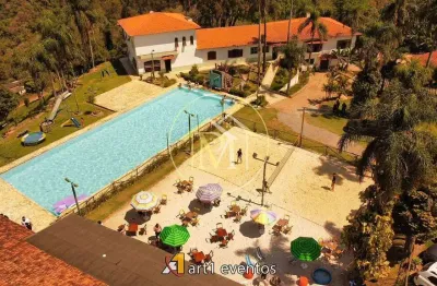 Este magnífico sítio em são roque, com 242.000 m² de área total (equivalente a 10 alqueires paulist
