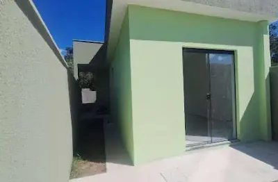Casa recém construída com 3 quartos e garagem à venda no bairro Varjão em Pinheiral RJ