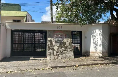 Sobrado com 3 suites área de 600 m² na vila oliveira