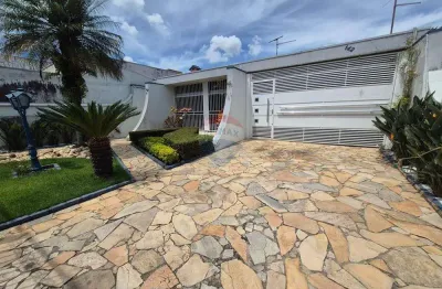 Casa terrea residencial ou comercial, com edicula e piscina, mogi moderno - são joão