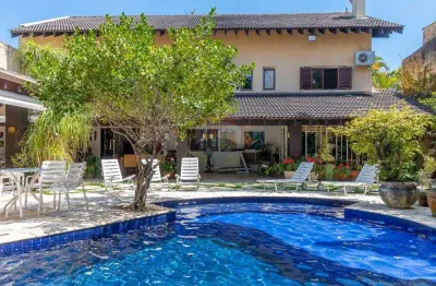 Casa com 5 quartos à venda na Vila Oliveira, Mogi das Cruzes 