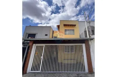 Casa com 3 quartos à venda na Rua Noel Pereira Martins, 58, Vila Bela Vista, Mogi das Cruzes