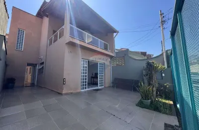 Casa dos sonhos com 4 quartos na vila santana, alto do ipiranga em mogi das cruzes!