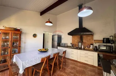 Casa dos sonhos com 4 quartos na vila santana, alto do ipiranga em mogi das cruzes!