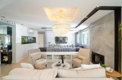 Casa alto padrão 4 suítes com piscina no bairro santa cândida 266m2