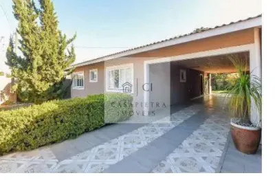 Casa térrea em piraquara 4 quartos com quintal  200m2