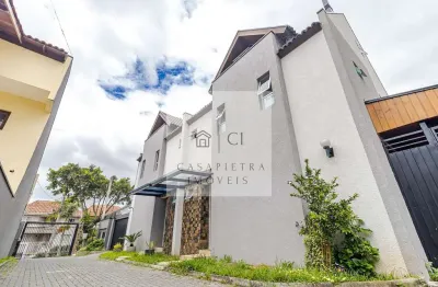 Sobrado mobiliado em Condomínio 3 suítes Bairro Boa Vista 112,19m2