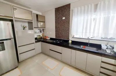 Sobrado com 3 dormitórios, sendo uma suíte à venda, 160 m² por r$ 750.000 - umbará - curitiba/pr