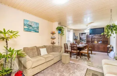 Casa com 3 dormitórios, 3 vagas de garagem, à venda, 191 m² construídos por r$ 430.000 - maria antonieta - pinhais/pr