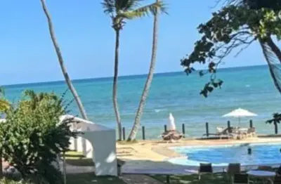Excelente village praia do forte - pé na areia - dentro da vila