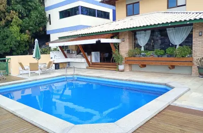 Casa em condomínio fechado com 4 quartos à venda no Candeal, Salvador 