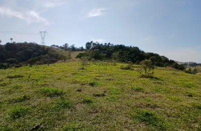 24.000 m² na estrada do varadouro (no alto, com excelente vista para as montanhas)