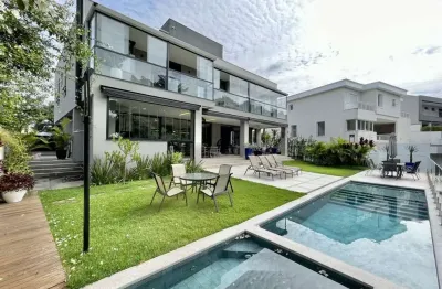 Casa em condomínio fechado com 4 quartos à venda na alameda dos ipês-amarelos, 408, granja viana, carapicuíba por r$ 5.500.000