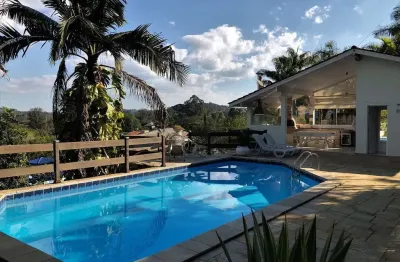 Casa em condomínio fechado com 4 quartos à venda na alameda itália, 277, residencial euroville, carapicuíba por r$ 1.590.000