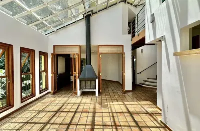 Casa em condomínio fechado com 3 quartos à venda na Alameda Clio, 443, Condomínio Iolanda, Taboão da Serra por R$ 1.700.000