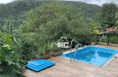 Casa em camboinhas condomínio jardim camboatá com 4 quartos à venda, 360 m² por r$ 2.200.000 - camboinhas - niterói/rj