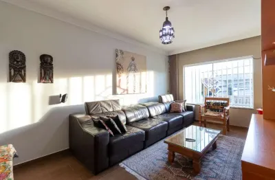 Sobrado para venda em cidade líder com 3 quartos, sendo 1 suíte, 299m²